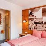 Alpenflora 2 Apartment
